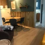 Klein Haasdal Studio's * Schimmert